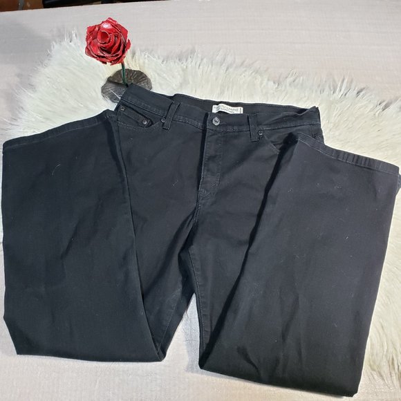 Levi's Perfectly Slimming Boot Cut 512 Jeans 16M short inseam 27-in - Picture 1 of 6